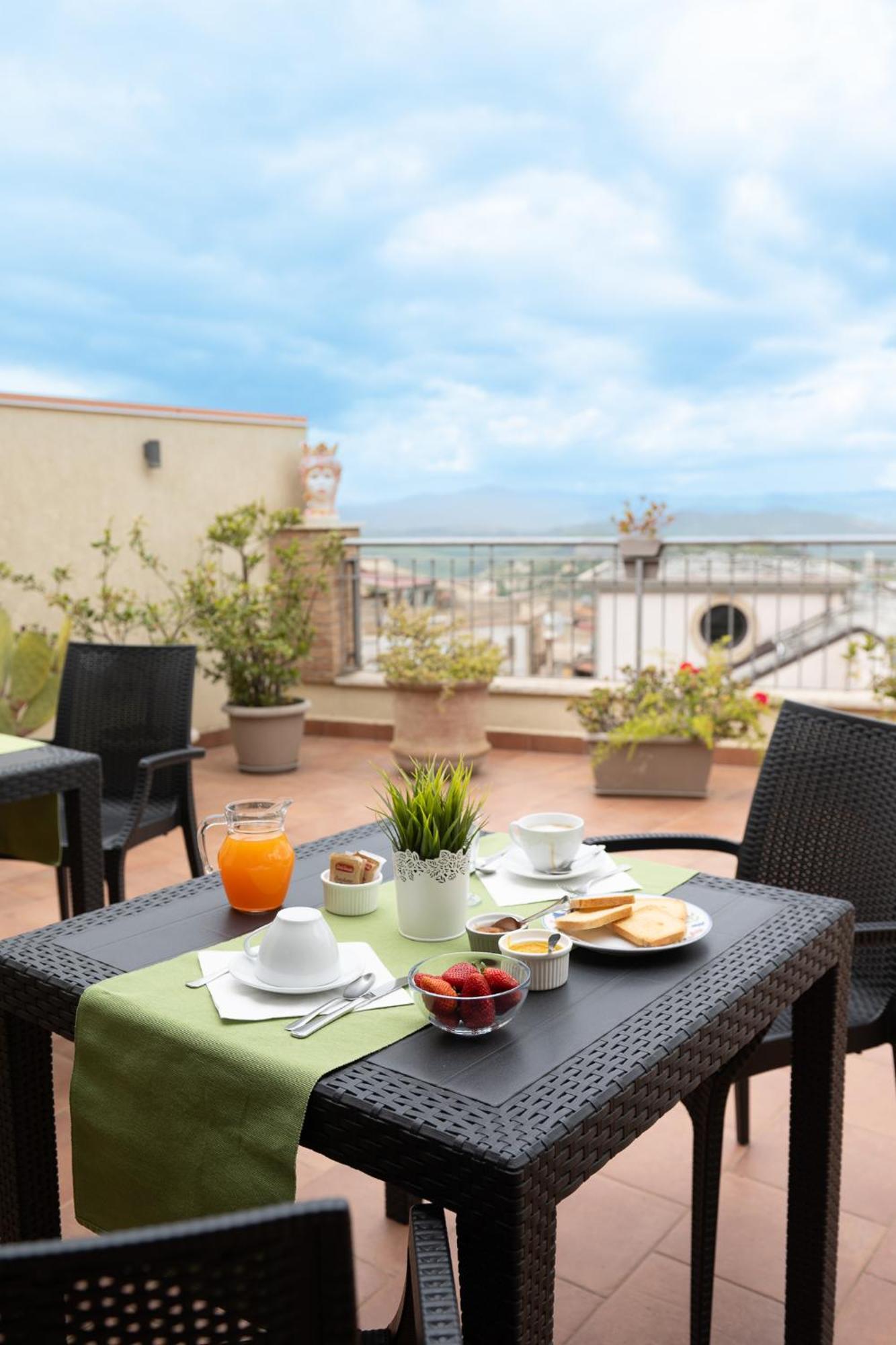 B&B Bella Vista Valguarnera Caropepe Exteriör bild